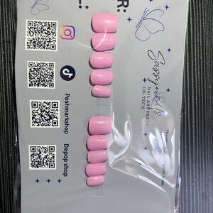 Sassy Chic Pink Press-On Nails